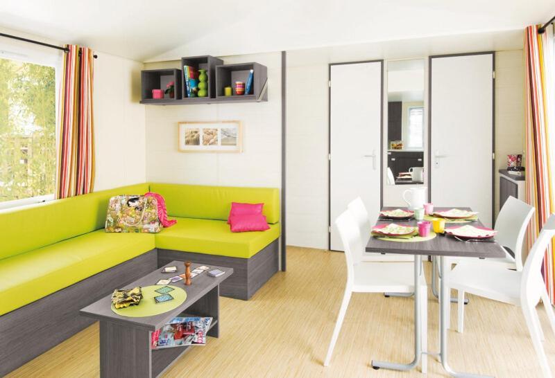 Camping De La Cote Des Legendes Brignogan-Plages Room photo