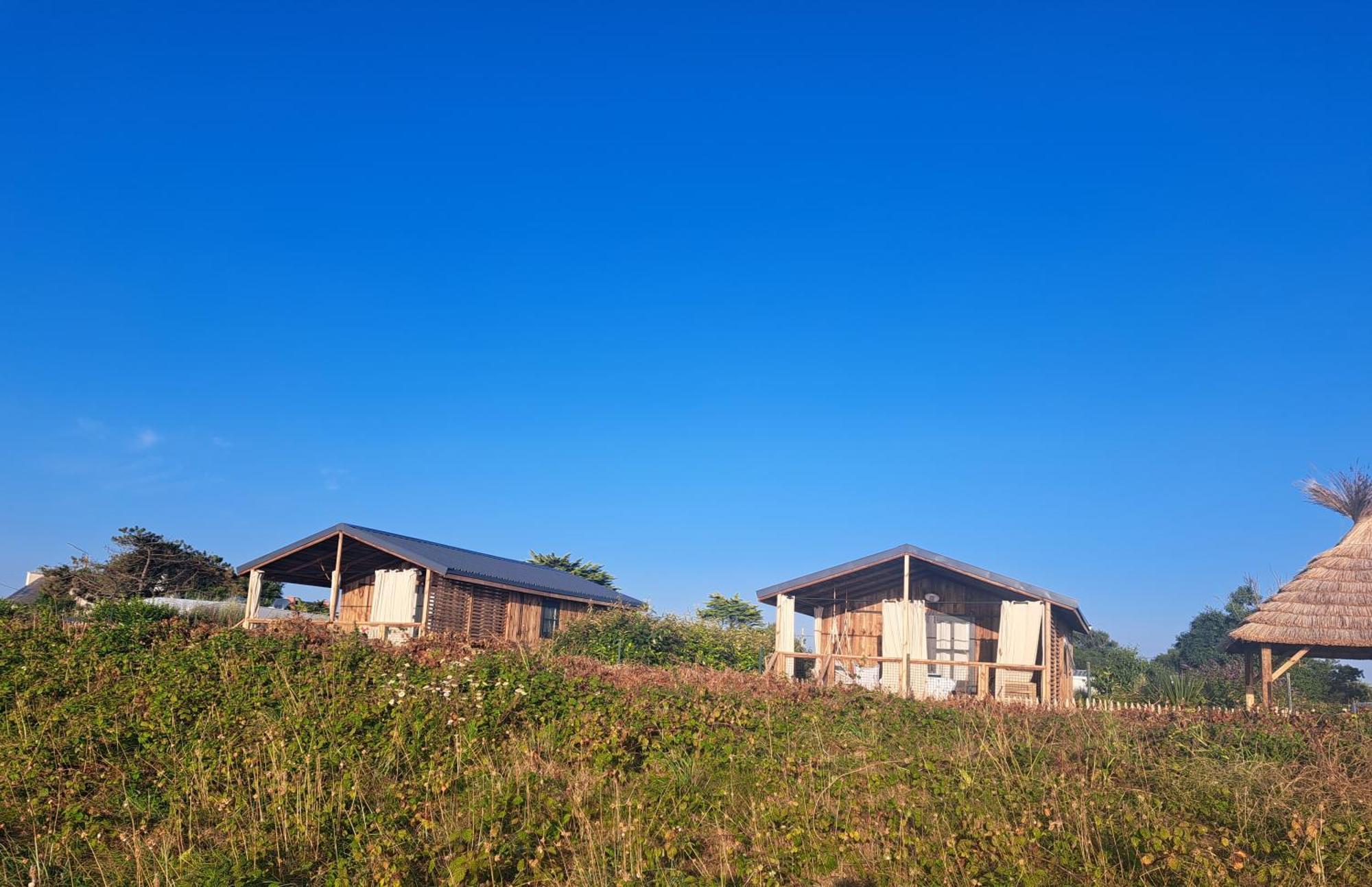 Camping De La Cote Des Legendes Brignogan-Plages Exterior photo